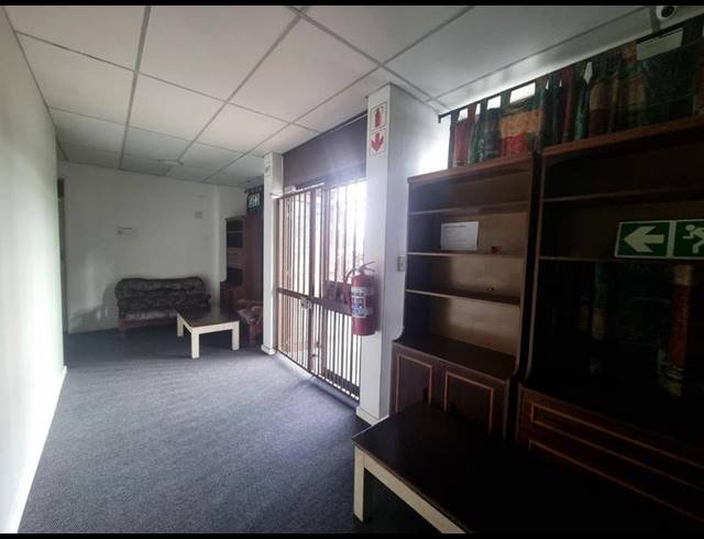 16 BEDROOM PROPERTY TO RENT IN KEMPENVILLE